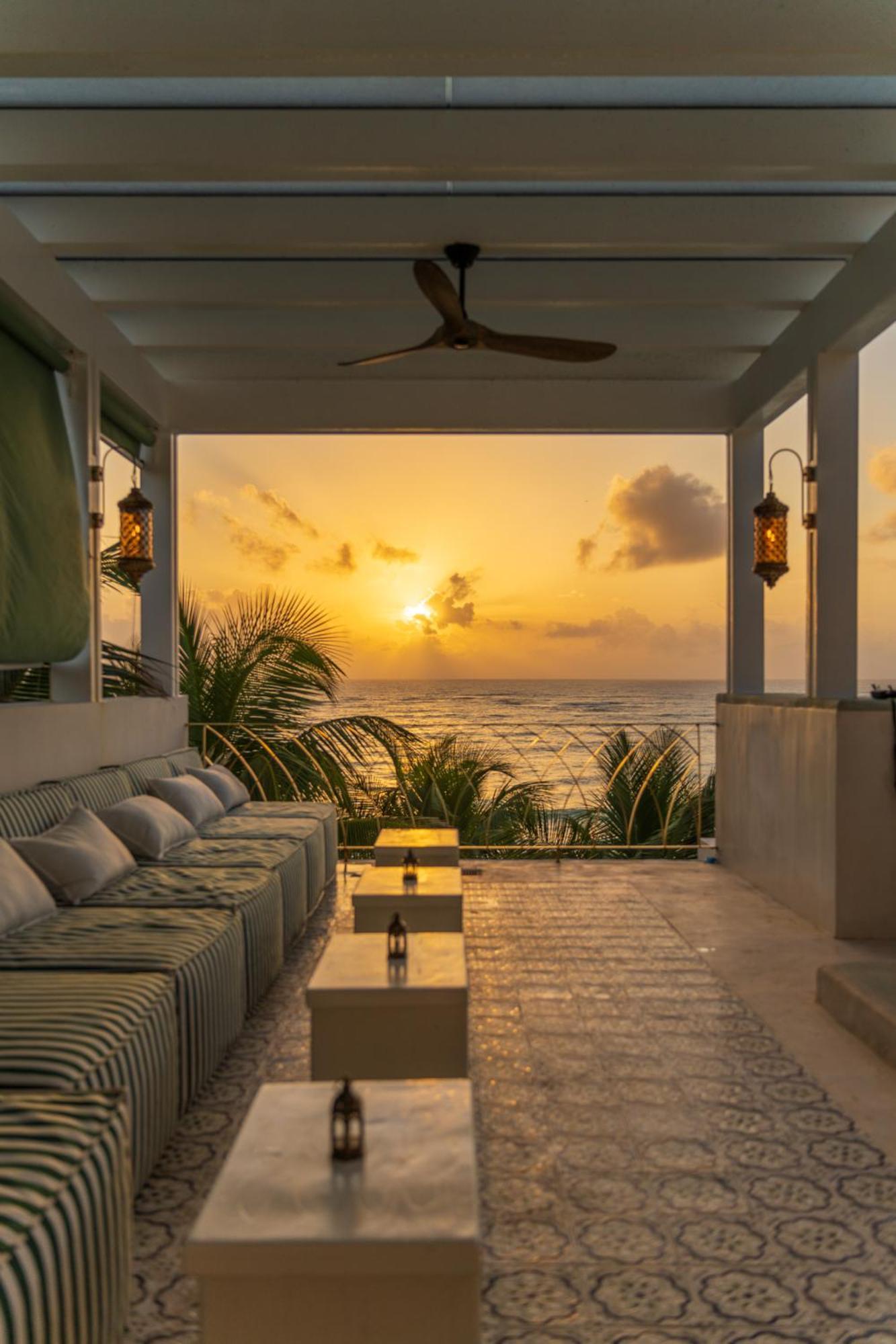 Sana Beachfront Boutique Hotel 5*