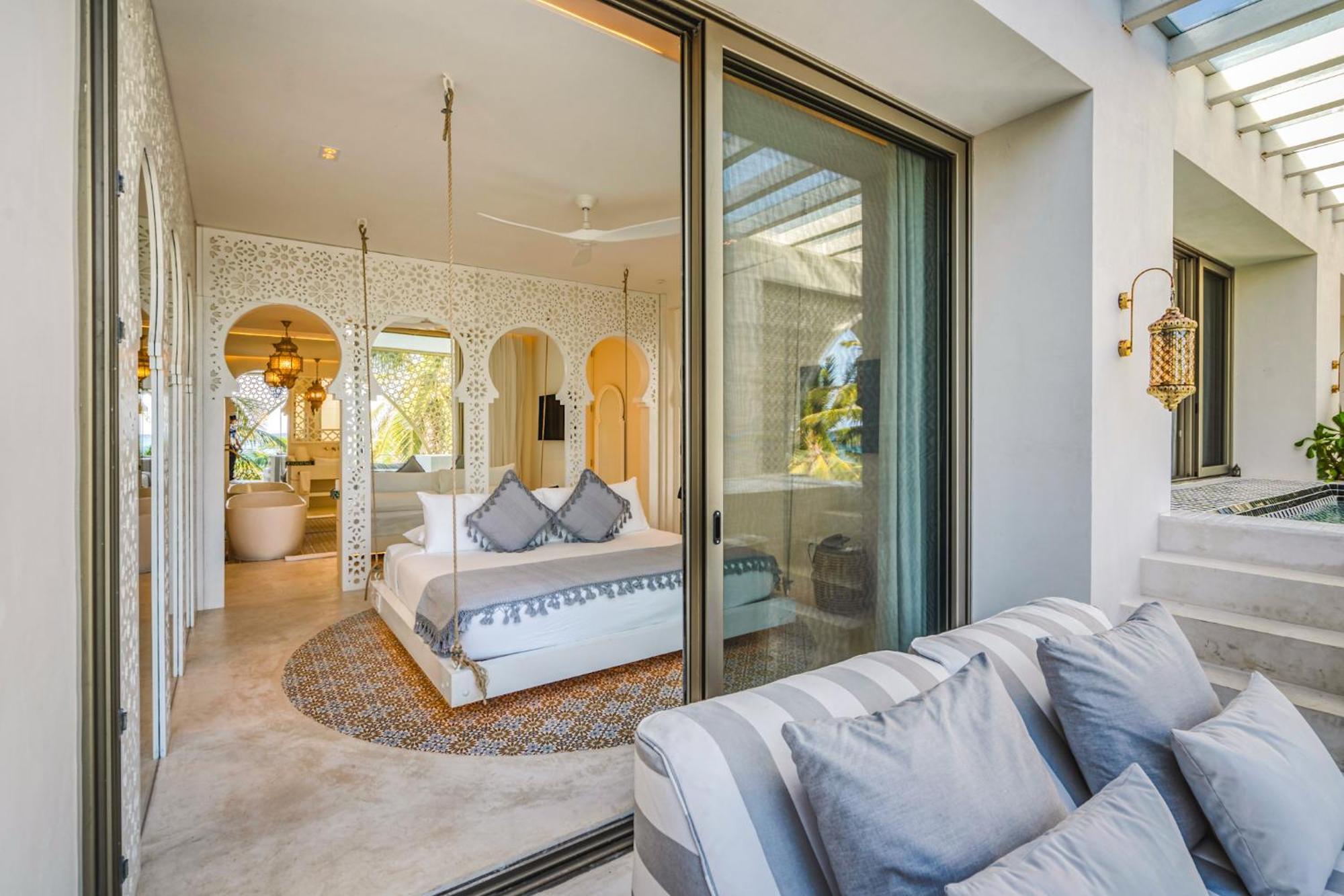 Sana Beachfront Boutique Hotel