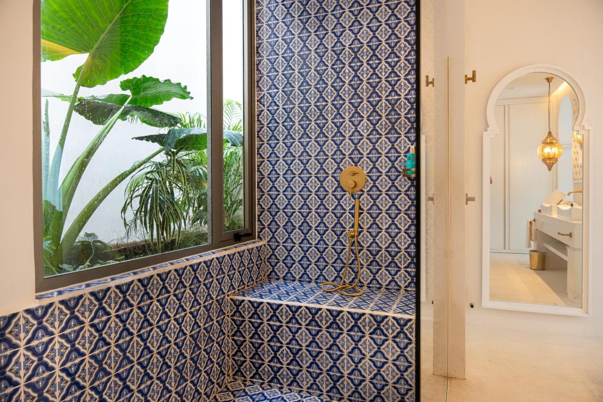 Hotel Sana Beachfront Boutique
