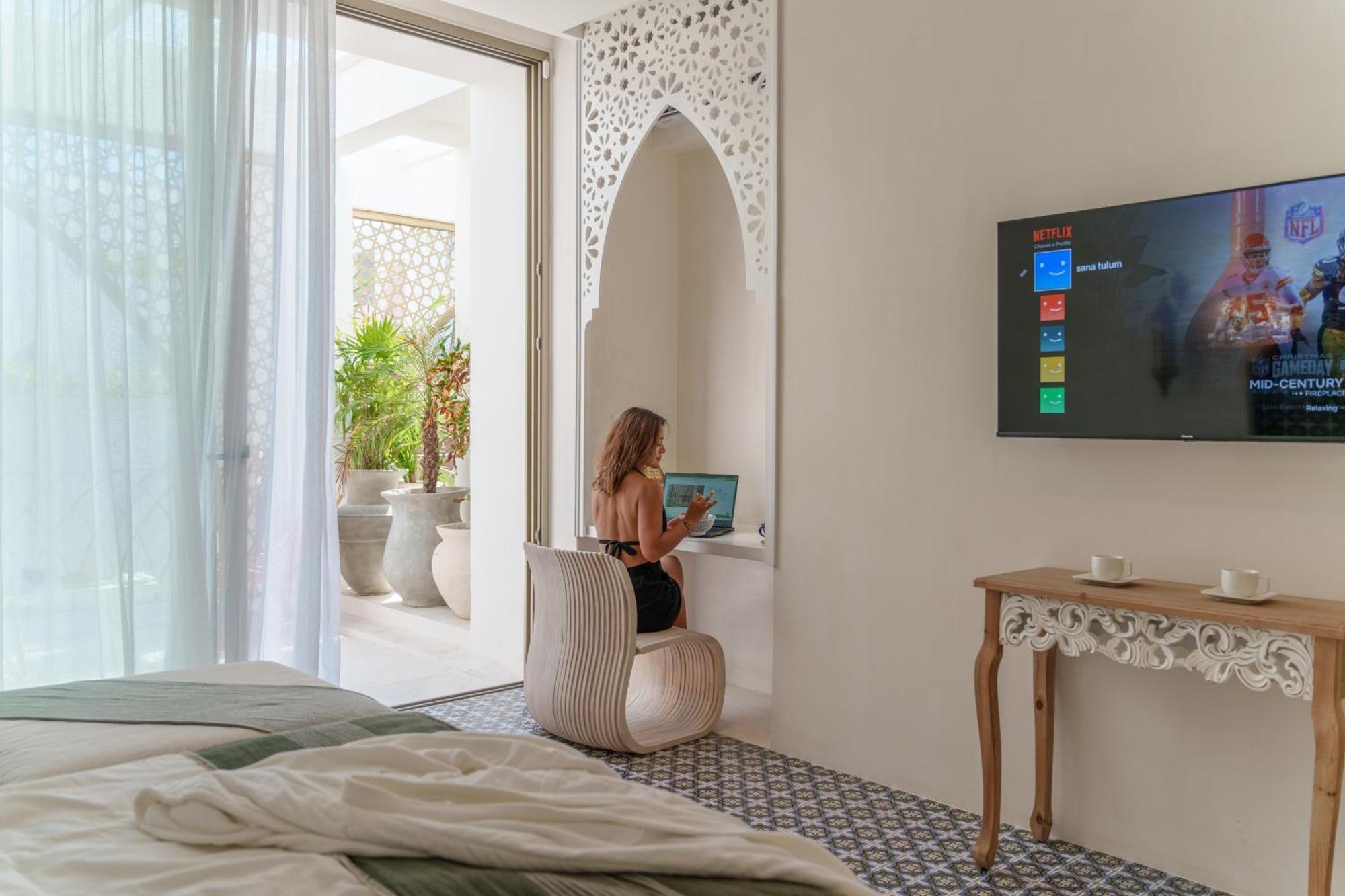 Hotel Sana Beachfront Boutique