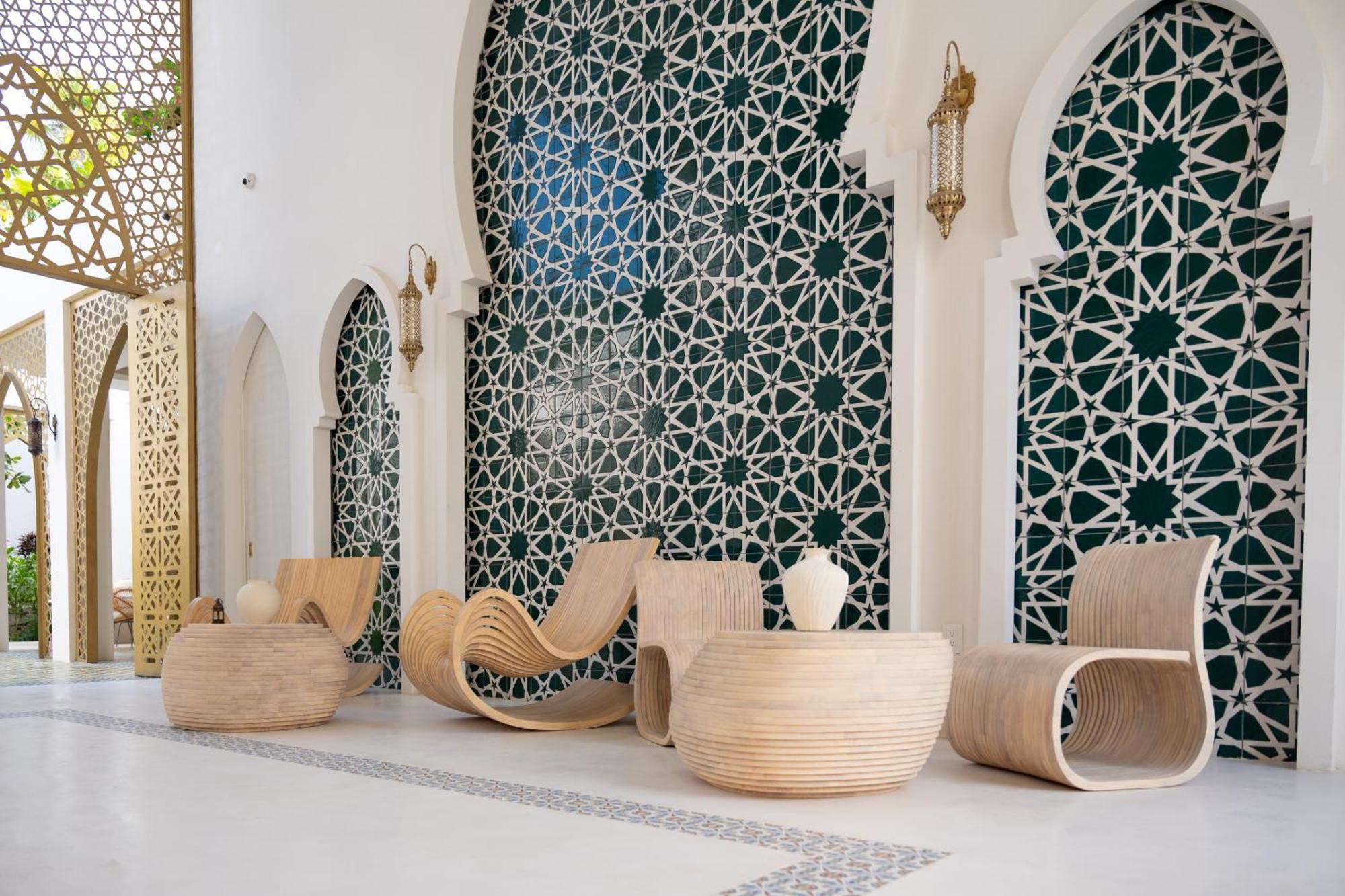 Hotel Sana Beachfront Boutique 5*