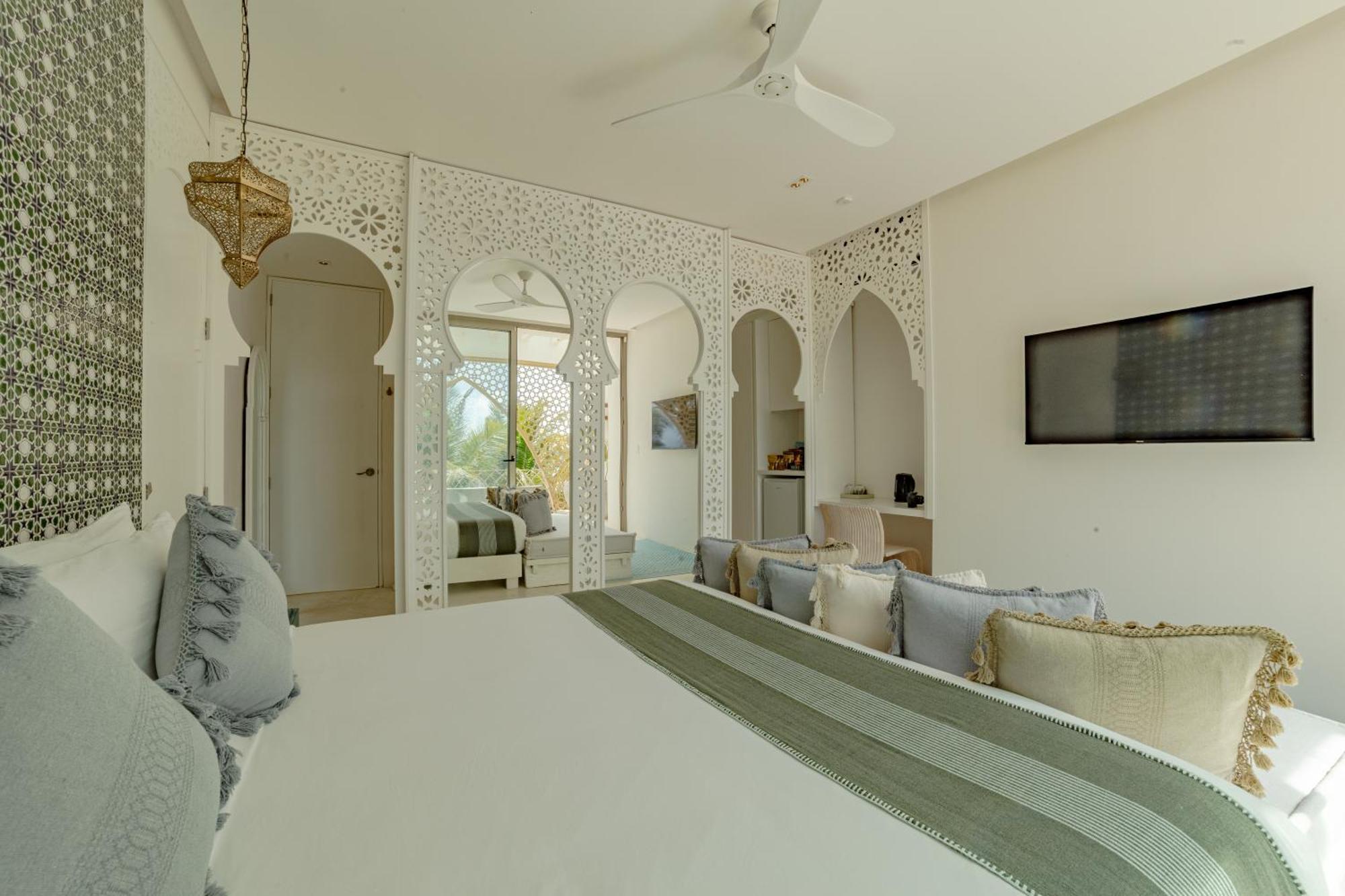 Sana Beachfront Boutique